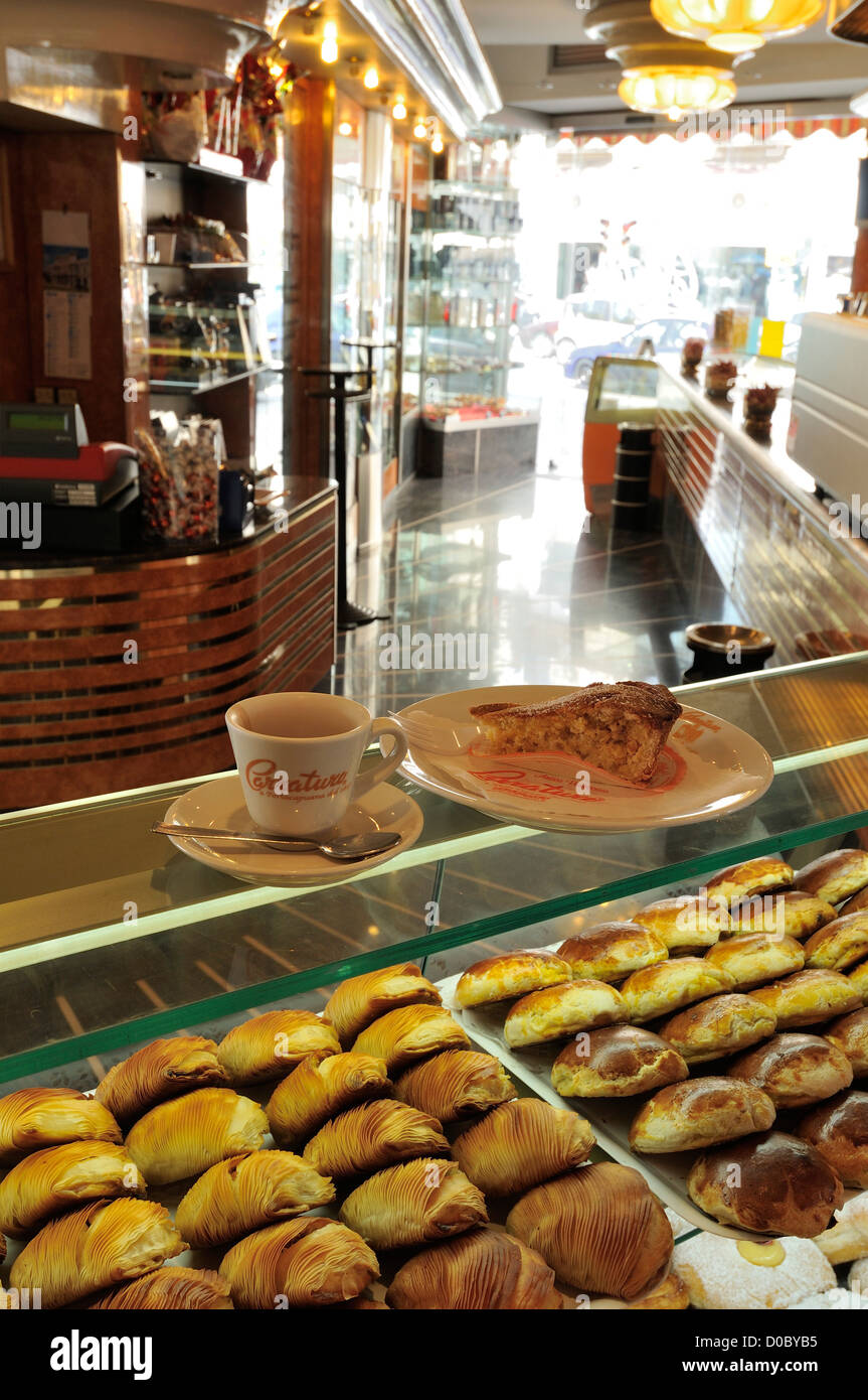 Pasticceria online Napoli: la tradizione Carraturo dal 1837